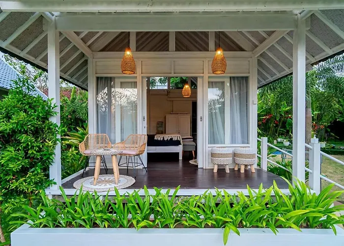 Gasthuis Bingin Sun & Moon By Bukit Vista 3*